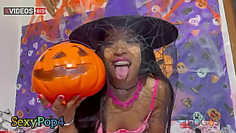 Morena Rabuda'S Halloween Night Surprise: A Big Ass Fucking And Cumshot