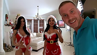 Especial De Navidad Con Bellezas Latinas Mostrando Sus Grandes Culos Y Culos