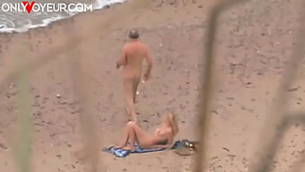 Sneaky Beach Cam: 18+ Hardcore Action With A Mature Beauty